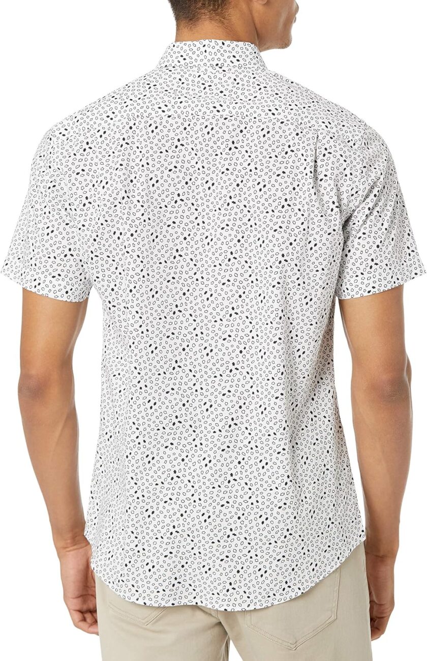 Slim-Fit Men's Short Sleeve Button Down Shirt - Image 2